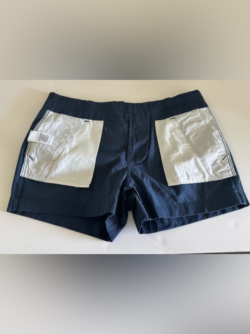 Vineyard Vines Navy Cotton Blend Shorts with Pink Whale Logo - Picture 4 of 10